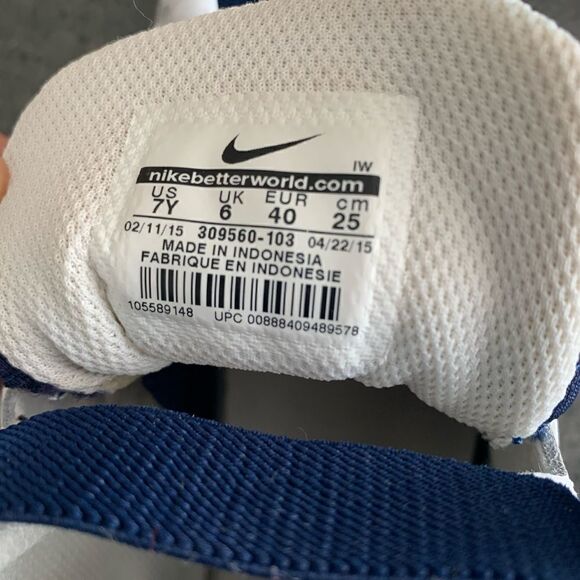 Nike Air Max White Midnight Navy Blue 7Y/ 8 woman - Picture 6 of 12